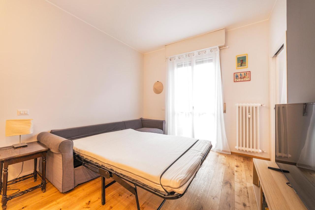 Milano Citta Studi Functional Flat Appartement Buitenkant foto